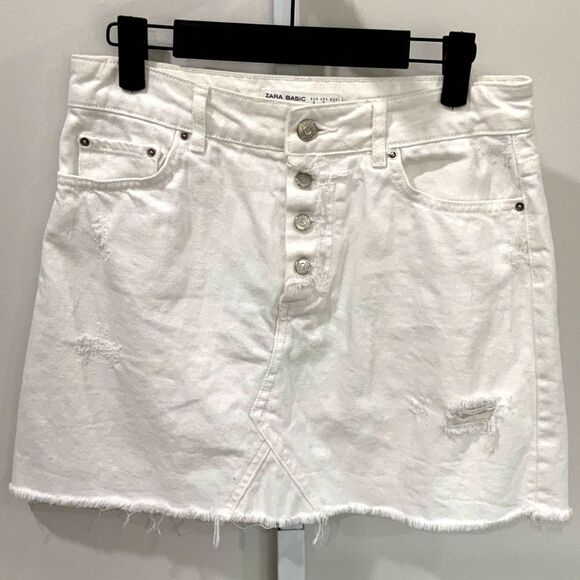 ZARA Basic Z1975 White Denim Mini w Raw Hem Size Small - Picture 1 of 5